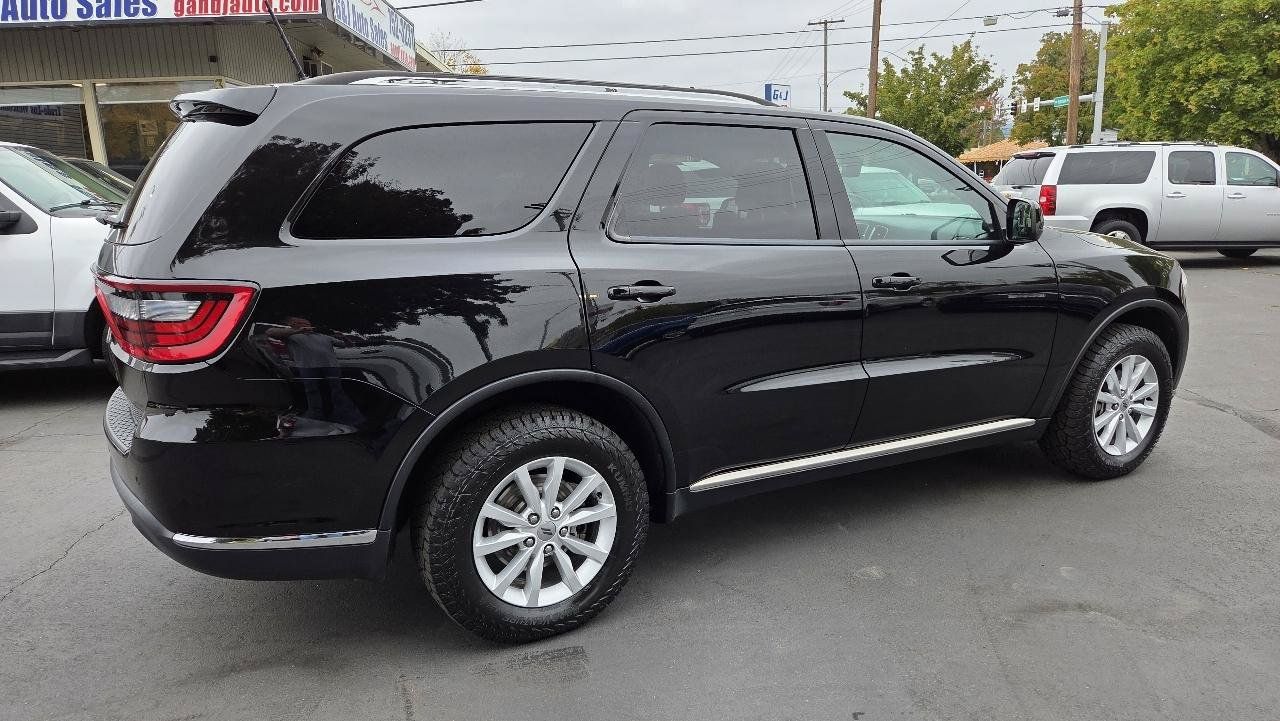 Used 2019 Dodge Durango SXT AWD/4WD image 7