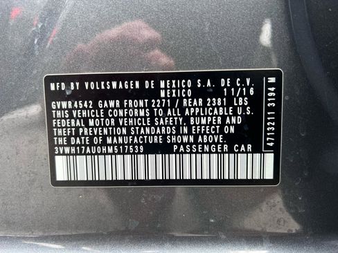 Used 2017 Volkswagen Golf Alltrack S image 29