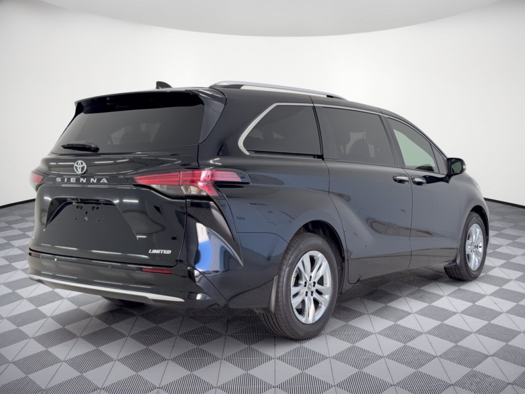 Certified 2026 Toyota Sienna Limited FWD image 9