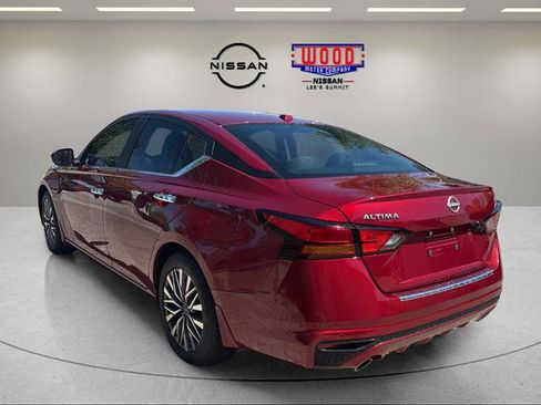 Used 2023 Nissan Altima 2.5 SV w/ SV Premium Package FWD image 4