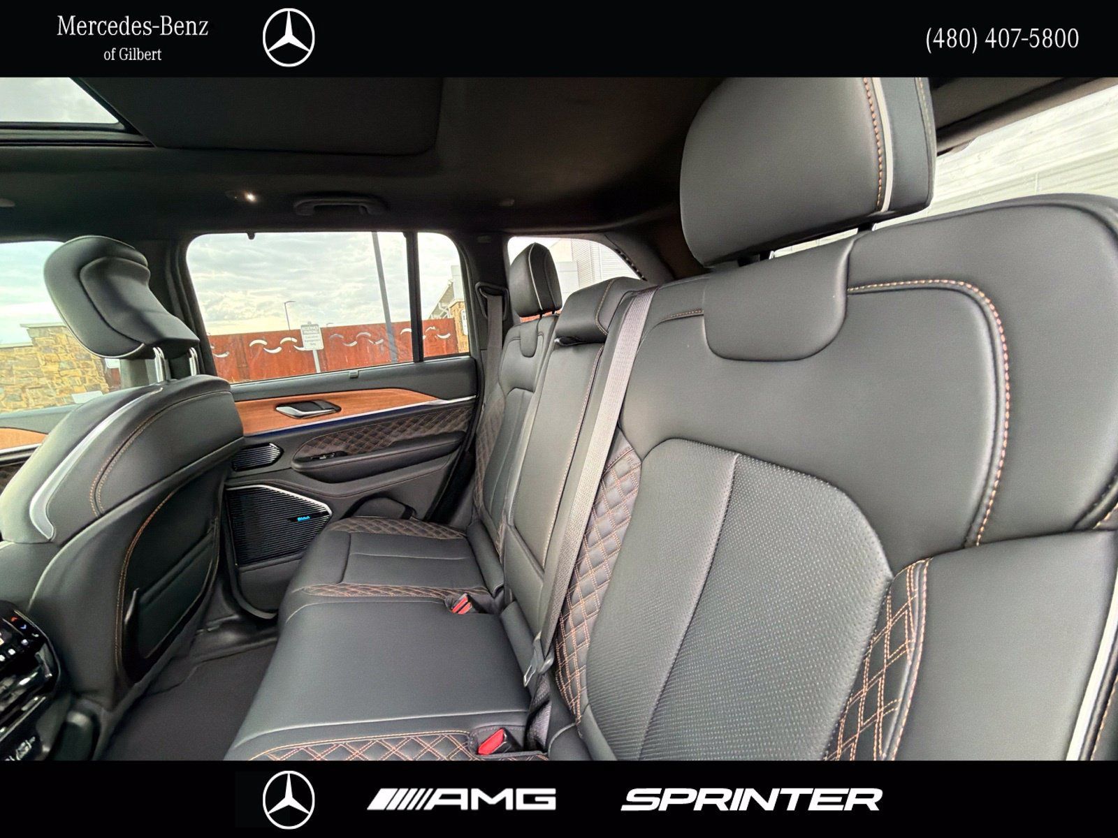 Used 2023 Jeep Grand Cherokee Summit AWD/4WD image 23