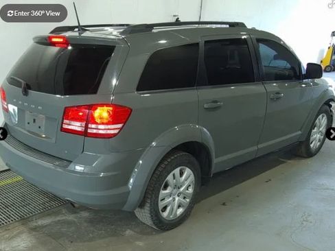 Used 2020 Dodge Journey SE w/ SE Popular Equipment Group FWD image 3