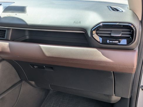 Used 2023 Honda Pilot Elite image 32