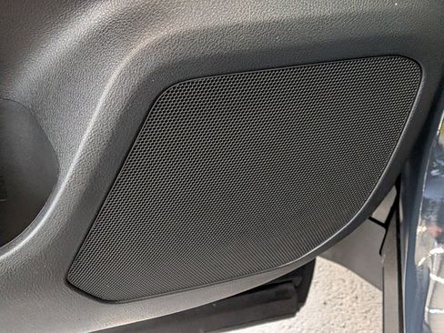 Certified 2025 Toyota Grand Highlander FWD image 10