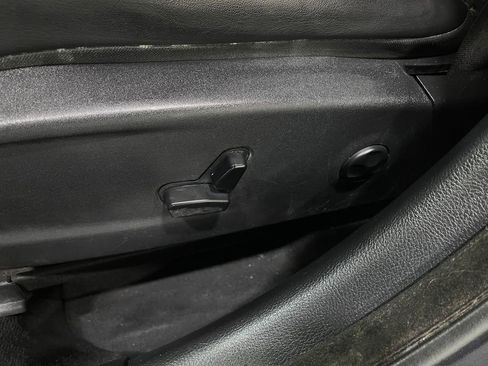 Used 2018 Dodge Charger R/T w/ Plus Group image 15