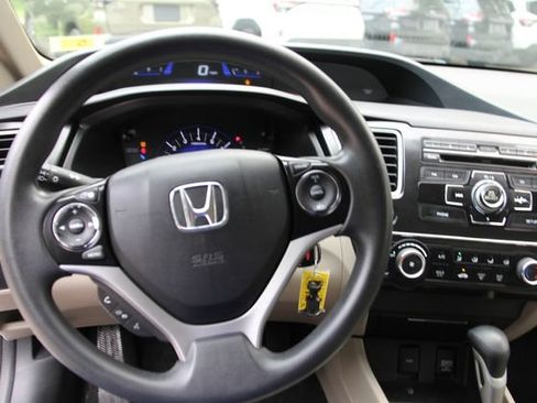 Used 2013 Honda Civic LX image 19