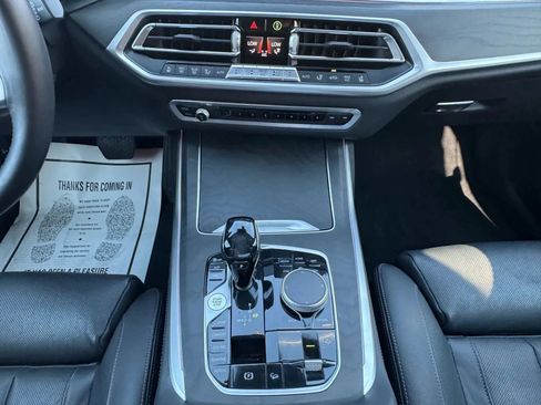 Used 2021 BMW X7 xDrive40i w/ Premium Package image 38