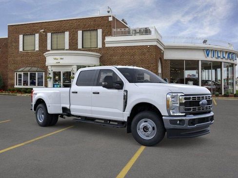 New 2026 Ford F350 XLT image 17