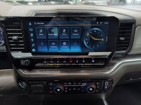 Used 2024 Chevrolet Silverado 1500 LTZ image 10