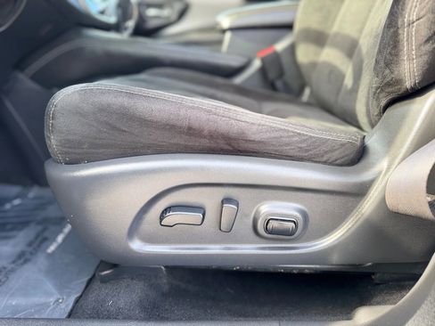 Used 2020 Nissan Murano SV image 35