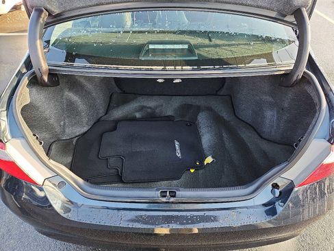 Used 2015 Toyota Camry XLE image 26