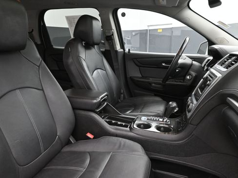 Used 2017 GMC Acadia Limited SLT image 28