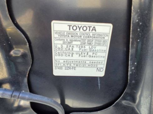 Used 2013 Toyota Corolla S FWD image 30