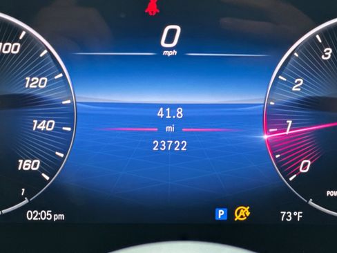 Used 2024 Mercedes-Benz GLC 300 GLC 300 image 18