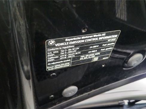 Used 2025 BMW 540i xDrive image 65