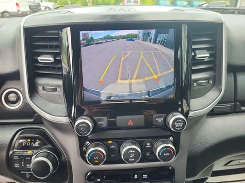 Used 2022 RAM 1500 Big Horn AWD/4WD image 8
