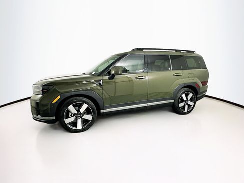 Used 2024 Hyundai Santa Fe Limited image 4