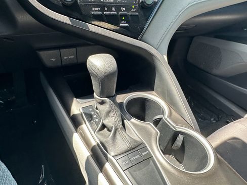 Used 2023 Toyota Camry LE FWD image 30