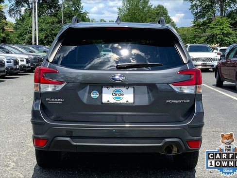 Certified 2023 Subaru Forester Premium AWD/4WD image 4