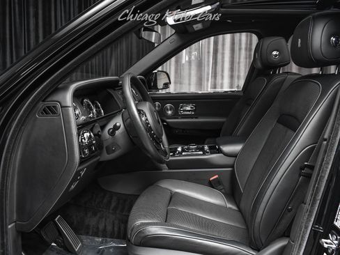 Used 2023 Rolls-Royce Cullinan w/ Cullinan Package AWD/4WD image 22