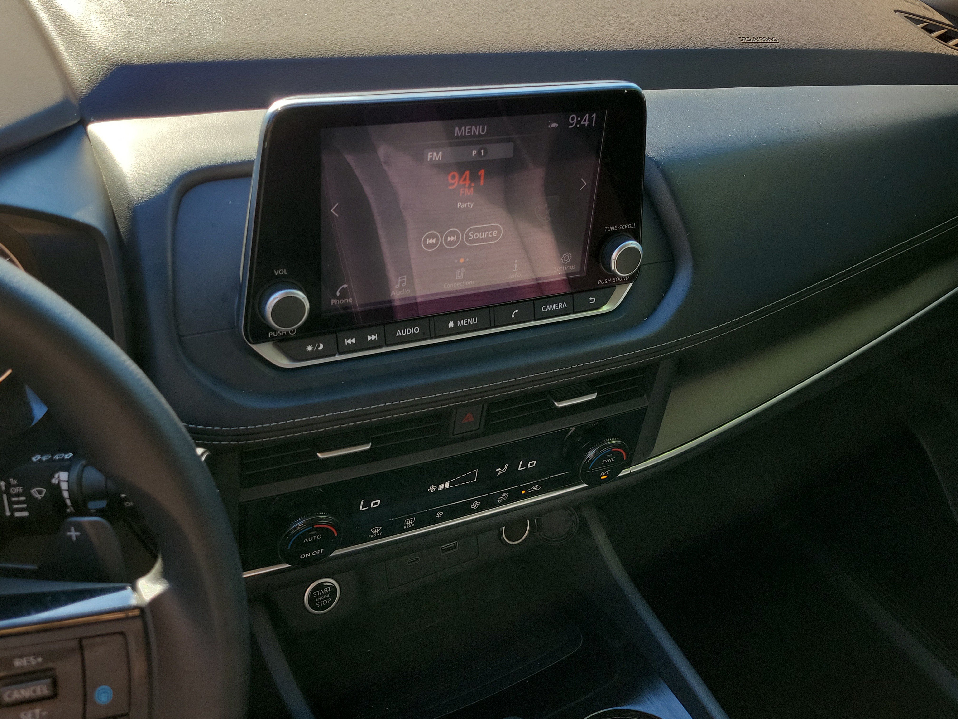 Certified 2023 Nissan Rogue SV FWD image 24