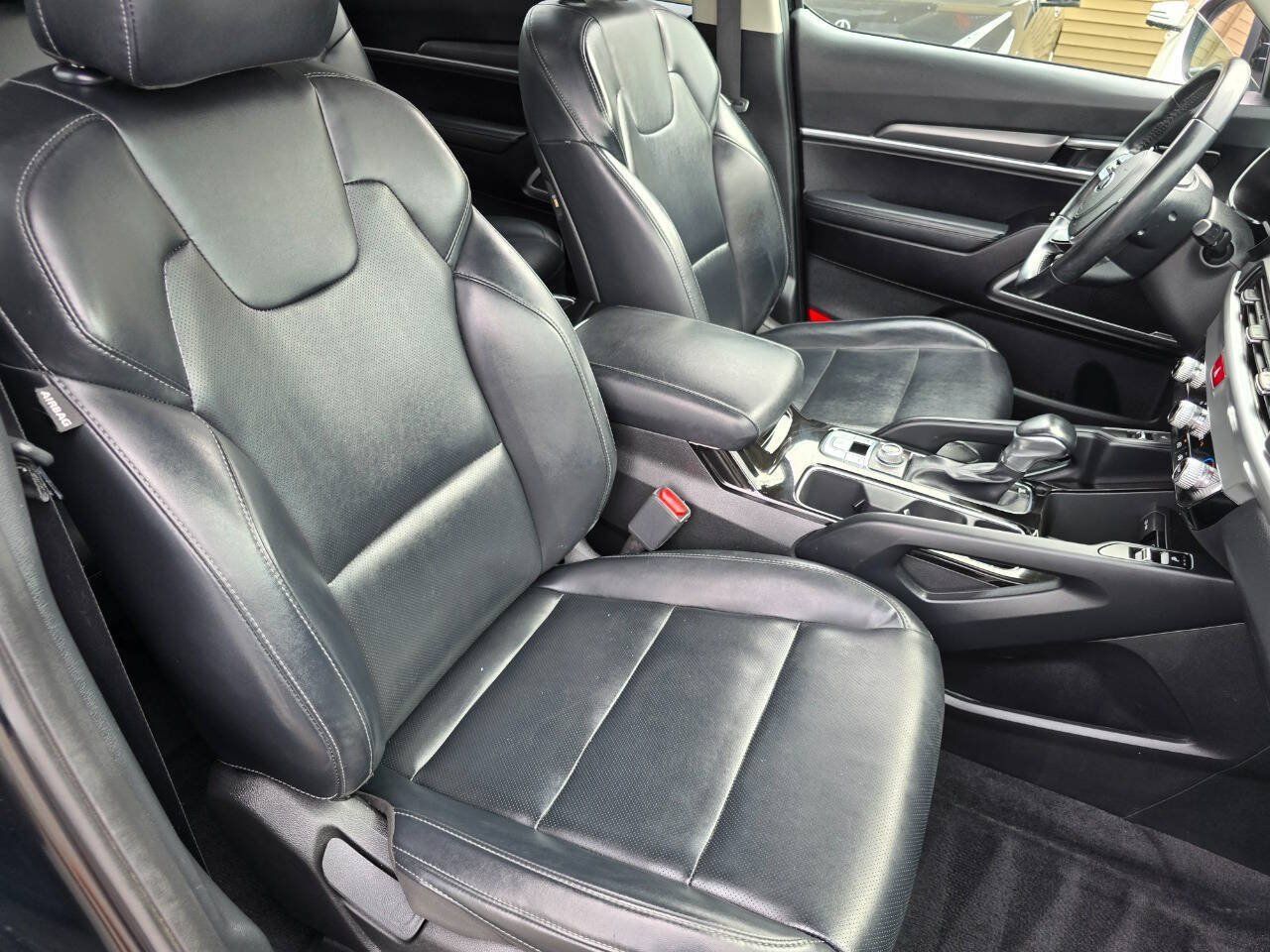 Used 2020 Kia Telluride S w/ S 8 Passenger Seating Package AWD/4WD image 38