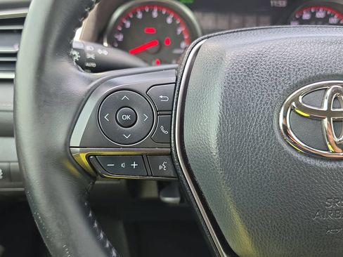 Used 2021 Toyota Camry XSE FWD image 16