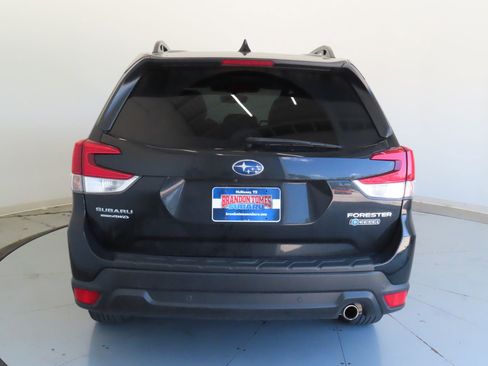 Used 2023 Subaru Forester Limited image 6