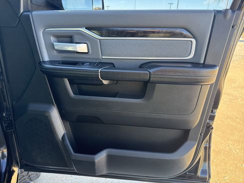 Used 2022 RAM 2500 Big Horn image 25