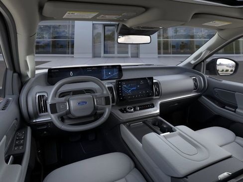 New 2026 Ford Expedition Active RWD image 9