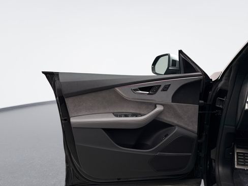 Used 2021 Audi SQ8 Prestige w/ Prestige Package image 9