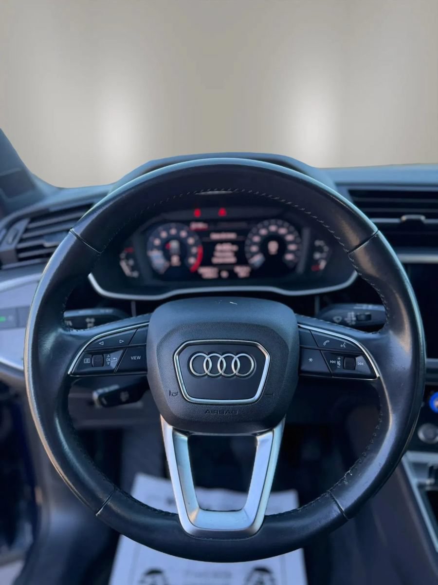 Used 2020 Audi Q3 2.0T Premium w/ Convenience Package AWD/4WD image 17