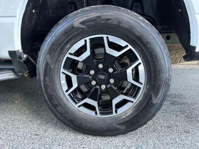 Used 2022 Ford F150 Lightning XLT AWD/4WD image 33