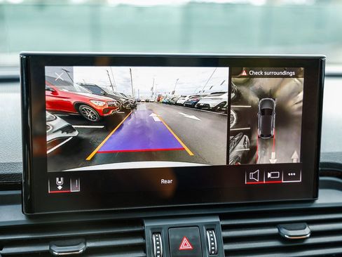 Used 2023 Audi Q5 e Premium Plus image 24