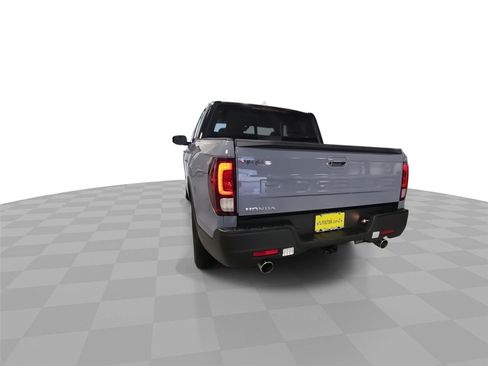 Used 2025 Honda Ridgeline Black Edition image 7