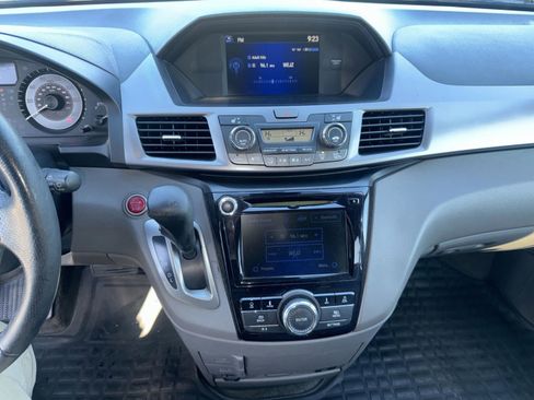 Used 2014 Honda Odyssey EX-L image 21