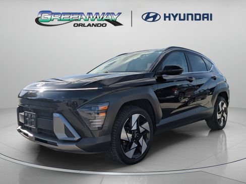 Used 2024 Hyundai Kona Limited AWD/4WD image 4