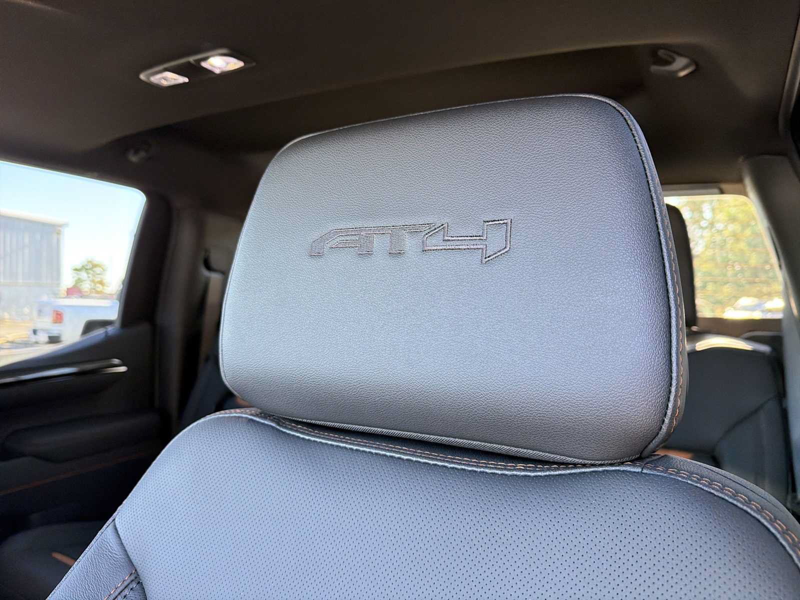 New 2026 GMC Sierra 1500 AT4 w/ AT4 Premium Package AWD/4WD image 22