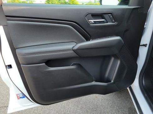 New 2026 GMC Canyon Elevation w/ Convenience Package image 18