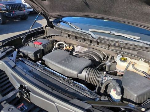 Used 2023 GMC Yukon XL SLT w/ SLT Luxury Package image 26