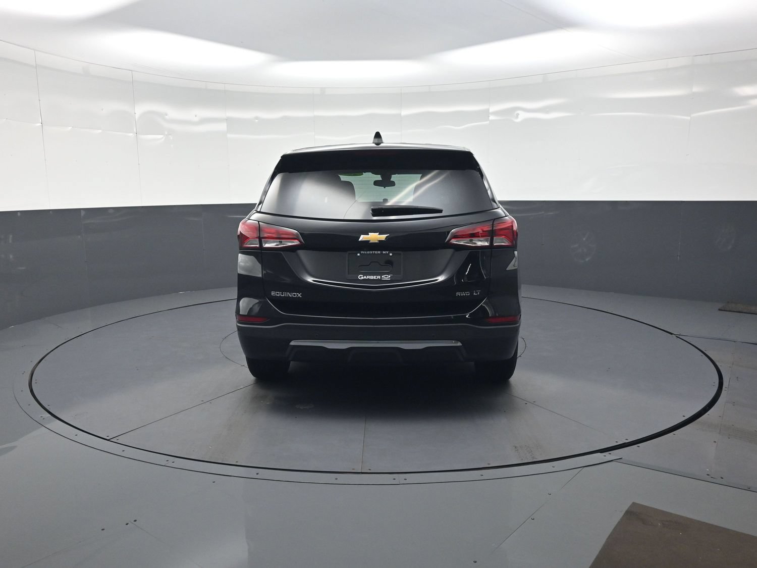 Used 2024 Chevrolet Equinox LT AWD/4WD image 4
