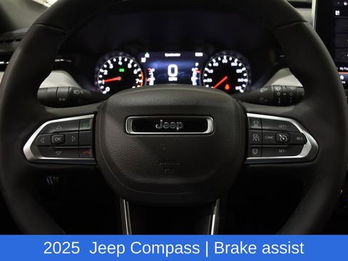 Used 2025 Jeep Compass Limited AWD/4WD image 11