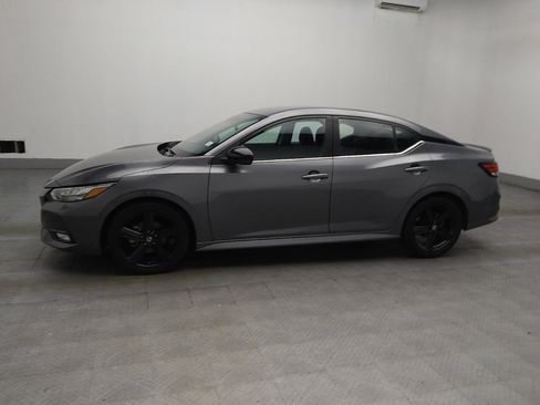 Used 2021 Nissan Sentra SR w/ Trunk Package FWD image 2
