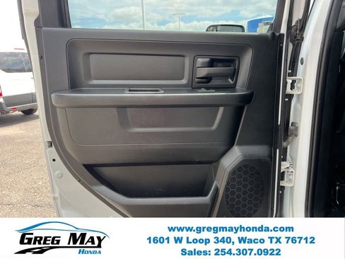 Used 2022 RAM 3500 Tradesman w/ Chrome Appearance Group AWD/4WD image 15