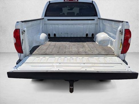 Used 2019 Toyota Tundra SR5 w/ SR5 Upgrade Package AWD/4WD image 6