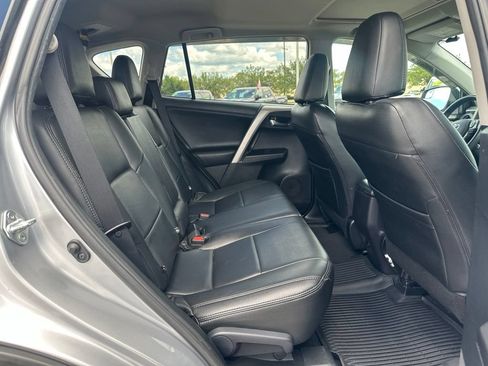 Used 2017 Toyota RAV4 XLE w/ Premium Special Value Package AWD/4WD image 15