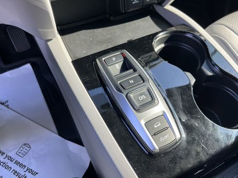 Used 2017 Honda Pilot Elite image 26