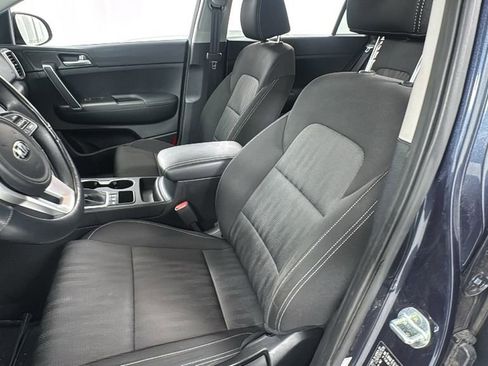 Used 2022 Kia Sportage LX image 10