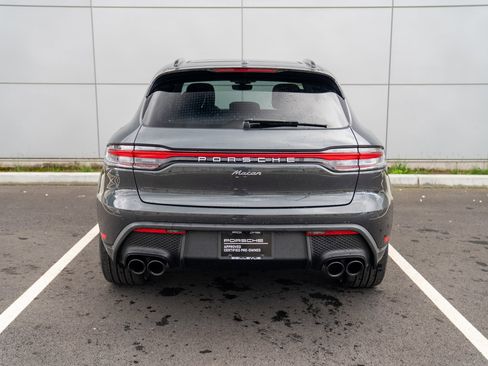 Certified 2025 Porsche Macan image 7