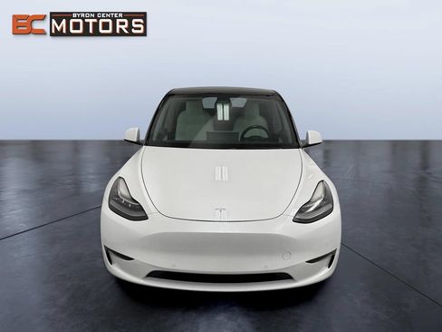 Used 2021 Tesla Model Y Long Range AWD/4WD image 8